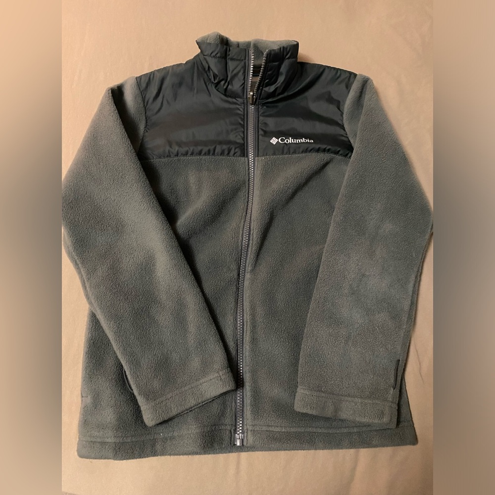 Kids columbia jacket size Medium (10-12) grey